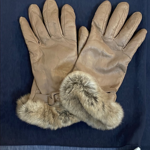 Danier Accessories - Danier Tan Leather Gloves — Rabbit Fur Trim + 100% Cashmere Lining